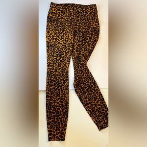 “Time and Tru” leopard print, slim fit pants. Denim. NWOT